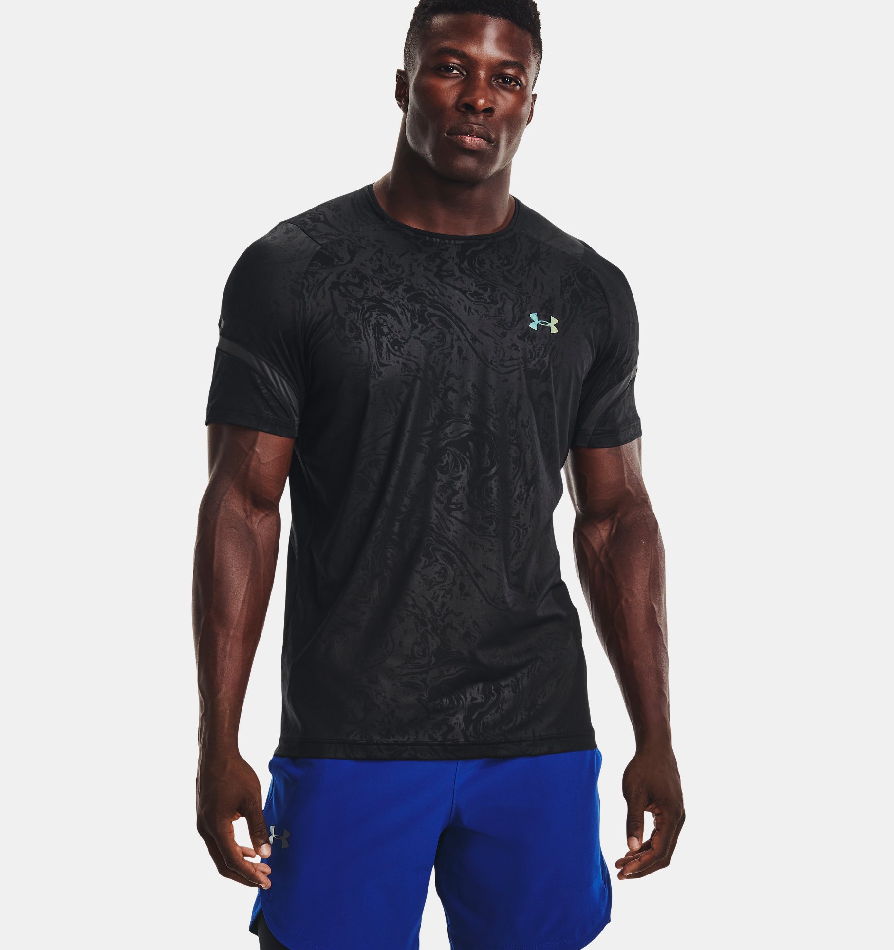 https://www.underarmour.com.ar/on/demandware.static/-/Sites-underarmour_staging/default/dw3bfc4bbc/new_images/1370318/195252590192/195252590192-1.jpeg